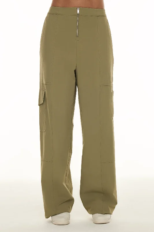 Quincy Cargo Pants - Aloe