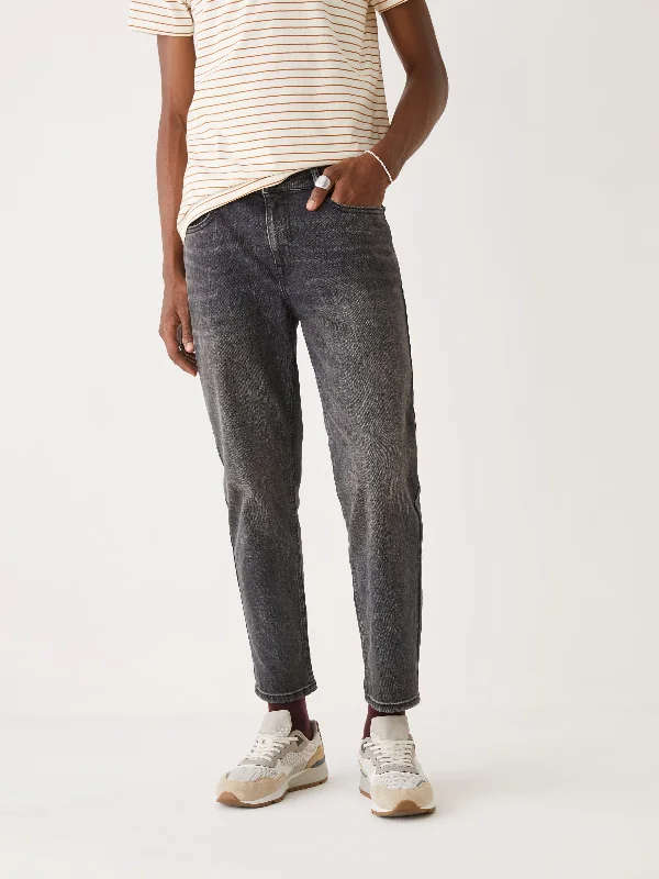 The Cropped Relaxed Tapered Fit Jean in Washed Black