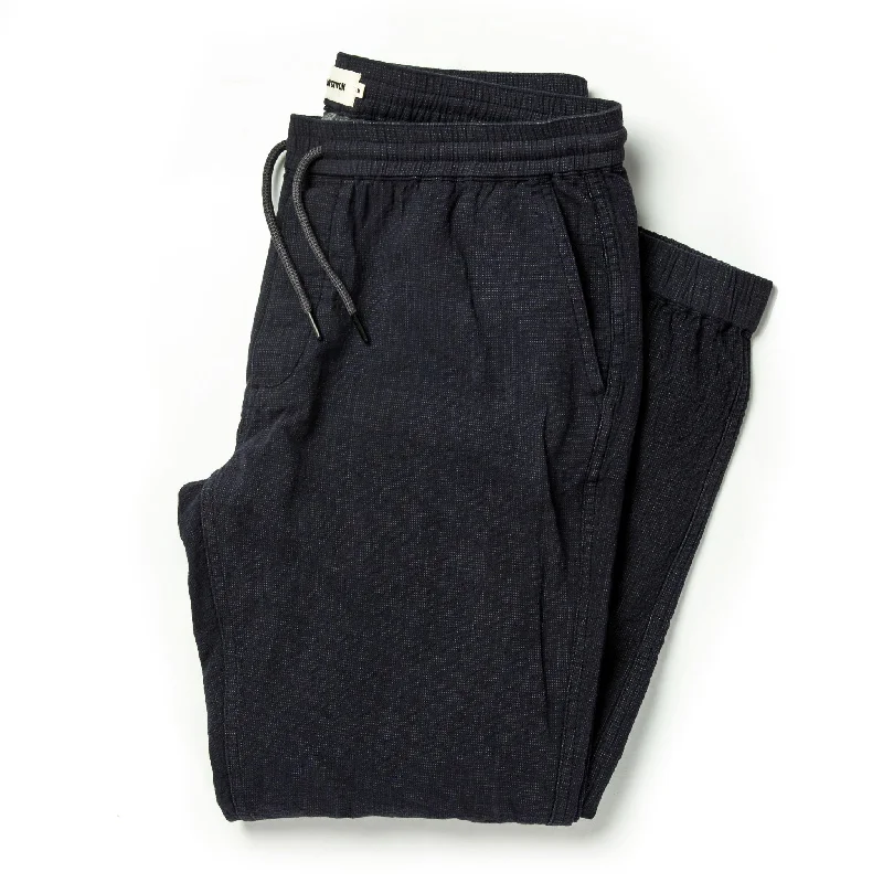 The Apres Pant in Coal Double Cloth