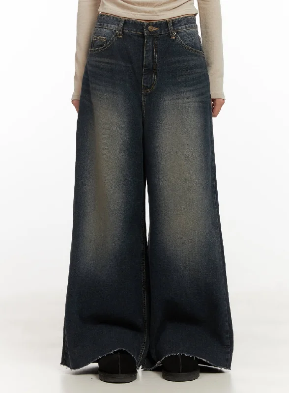 Tasha Low Waist Washed Wide Leg Jeans CD410