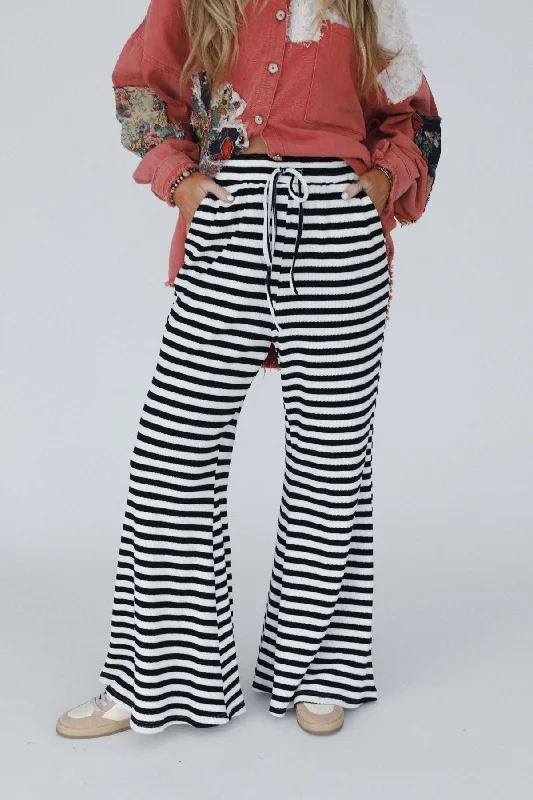 Sunset Stride Striped Pants - Black