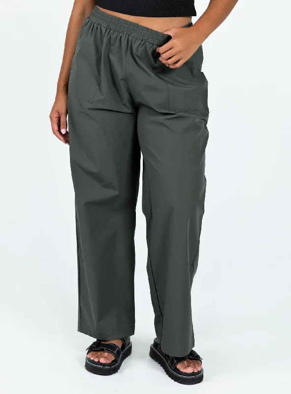 Plevna Nylon Pants Olive