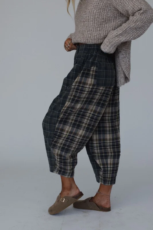 Mystic Plaid Wide Leg Pants - Navy